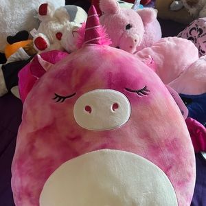 Unicorn Squishmallow “Henley”